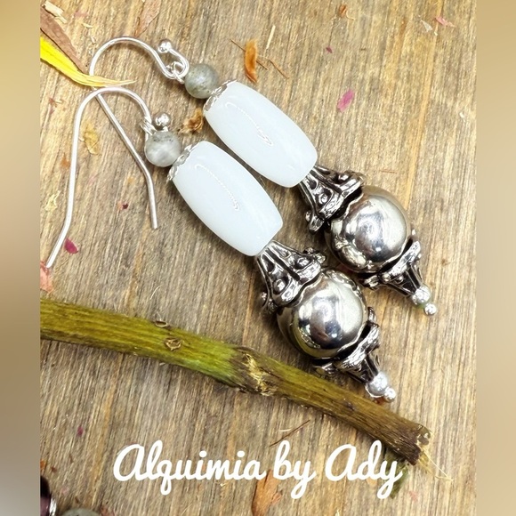 Labradorite and white acrylic silver  statement earrings - Picture 1 of 1